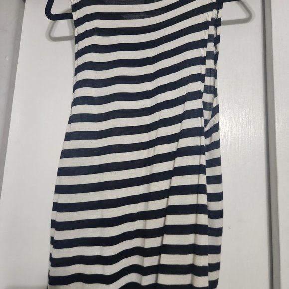 Top - Picture 3 of 3